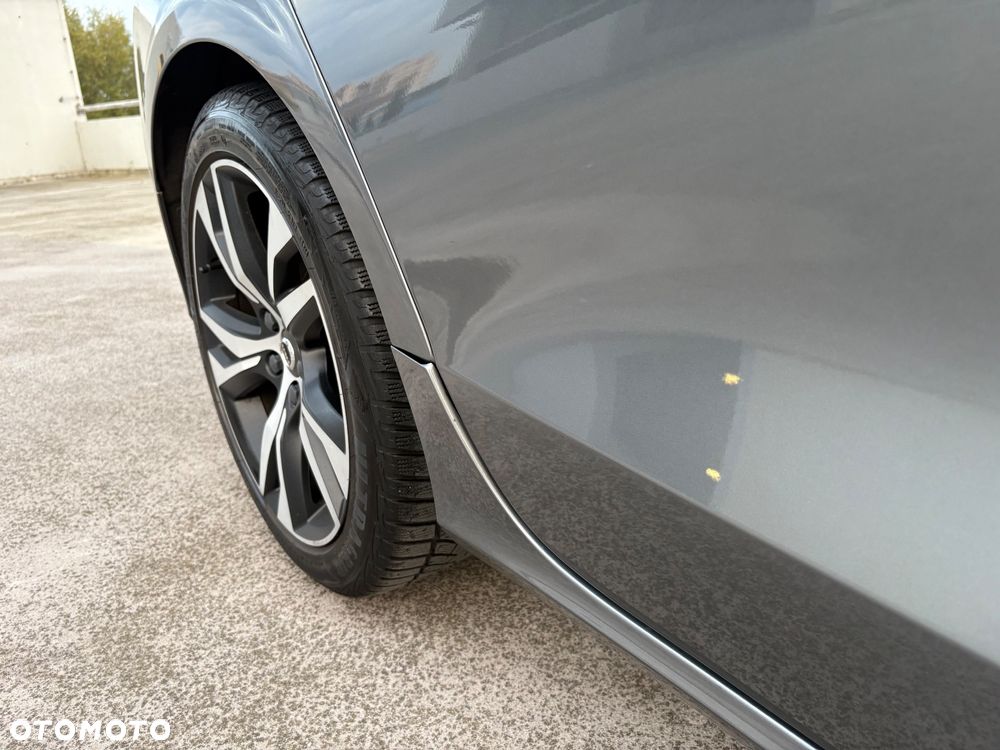 Volvo S60 T4 R-Design - 16