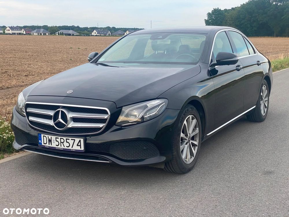 Mercedes-Benz Klasa E 220 d 4-Matic 9G-TRONIC - 5