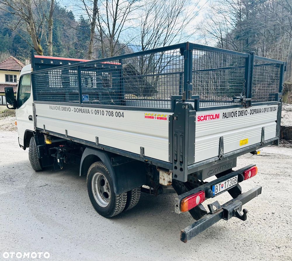 Mitsubishi Fuso - 11