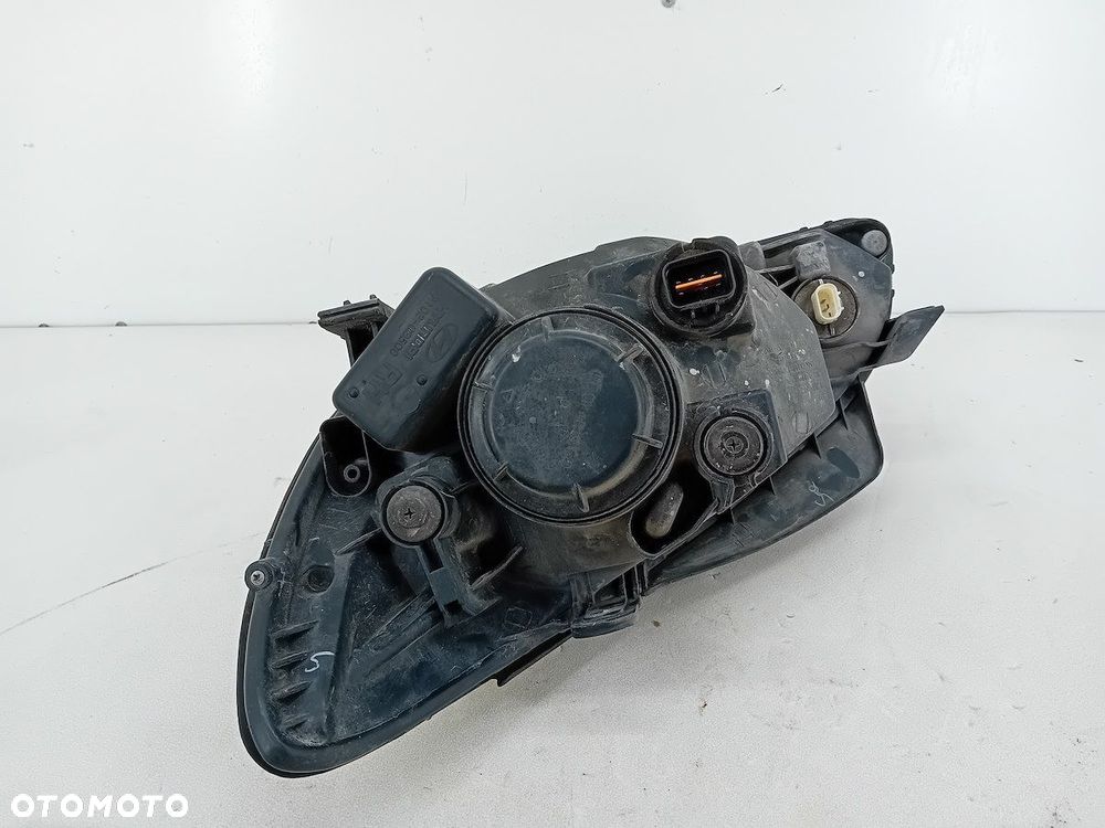 LAMPA PRZÓD PRAWA HYUNDAI GETZ 92102-0B500 - 3