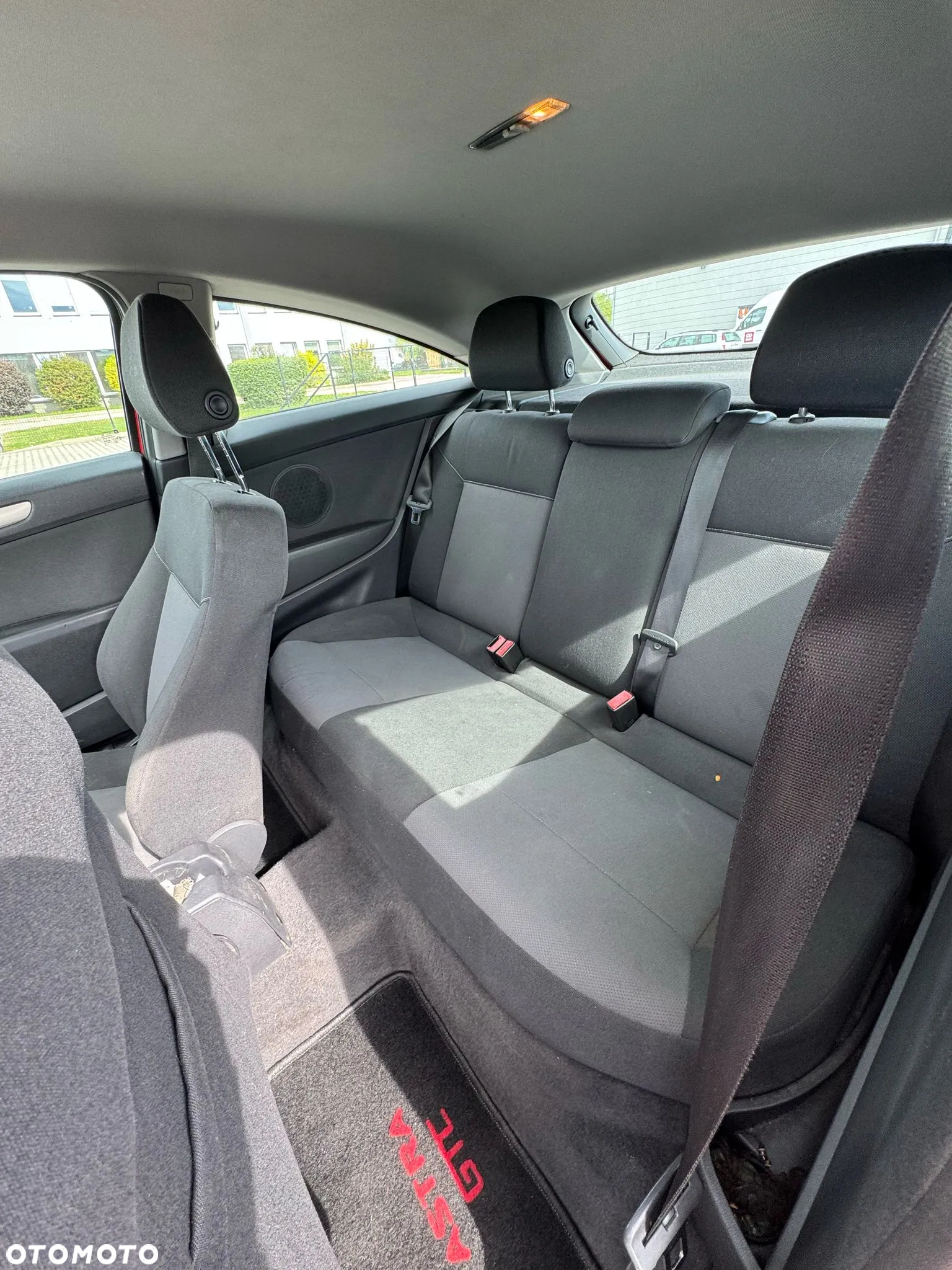 Opel Astra III GTC 1.4 111 - 23
