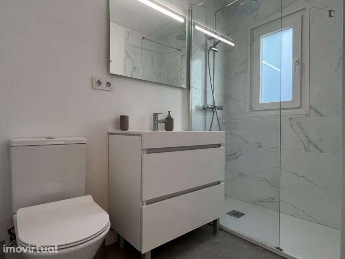 Apartamento com 1 quartos - localizado em Olaias Lisbon - Grande imagem: 2/9