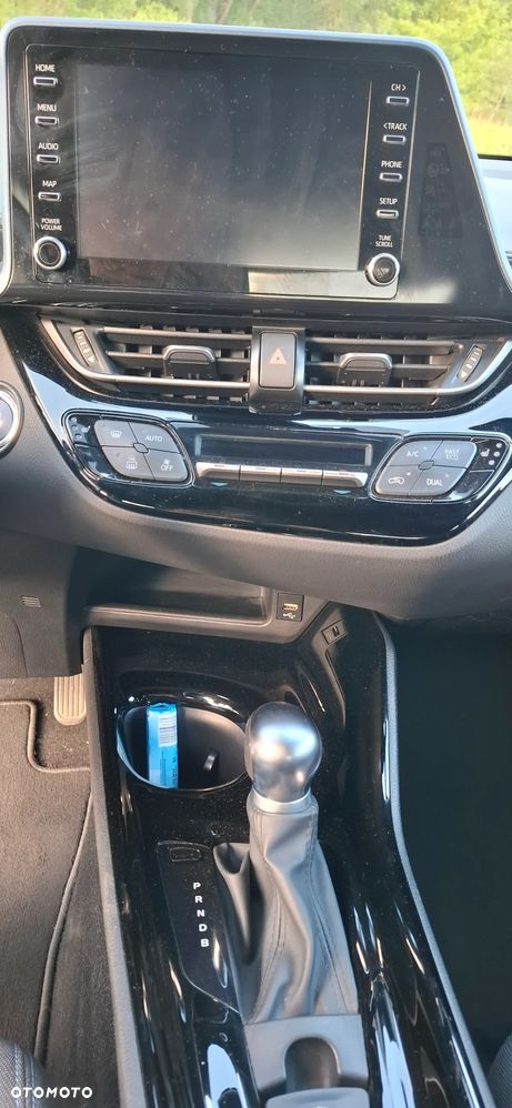Toyota C-HR Style Selection - 23