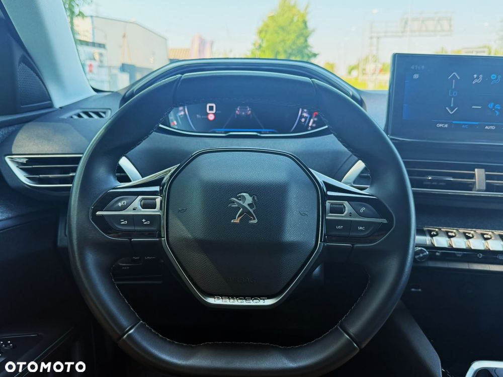 Peugeot 3008 1.2 PureTech GPF Allure S&S - 17