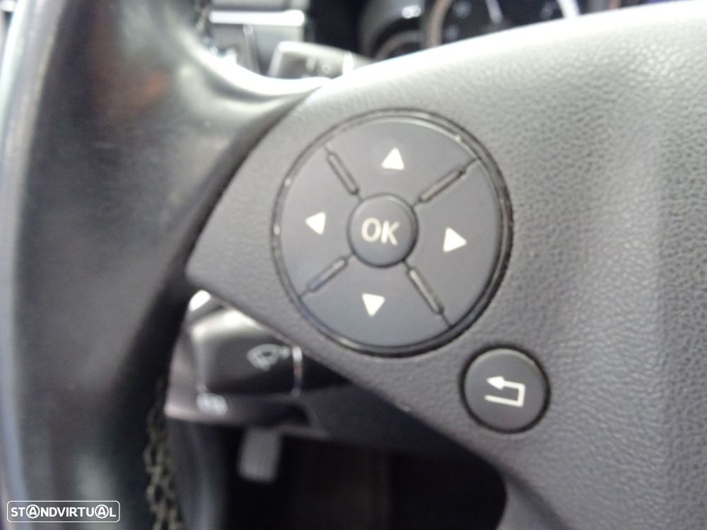 Mercedes-Benz E 220 - 21