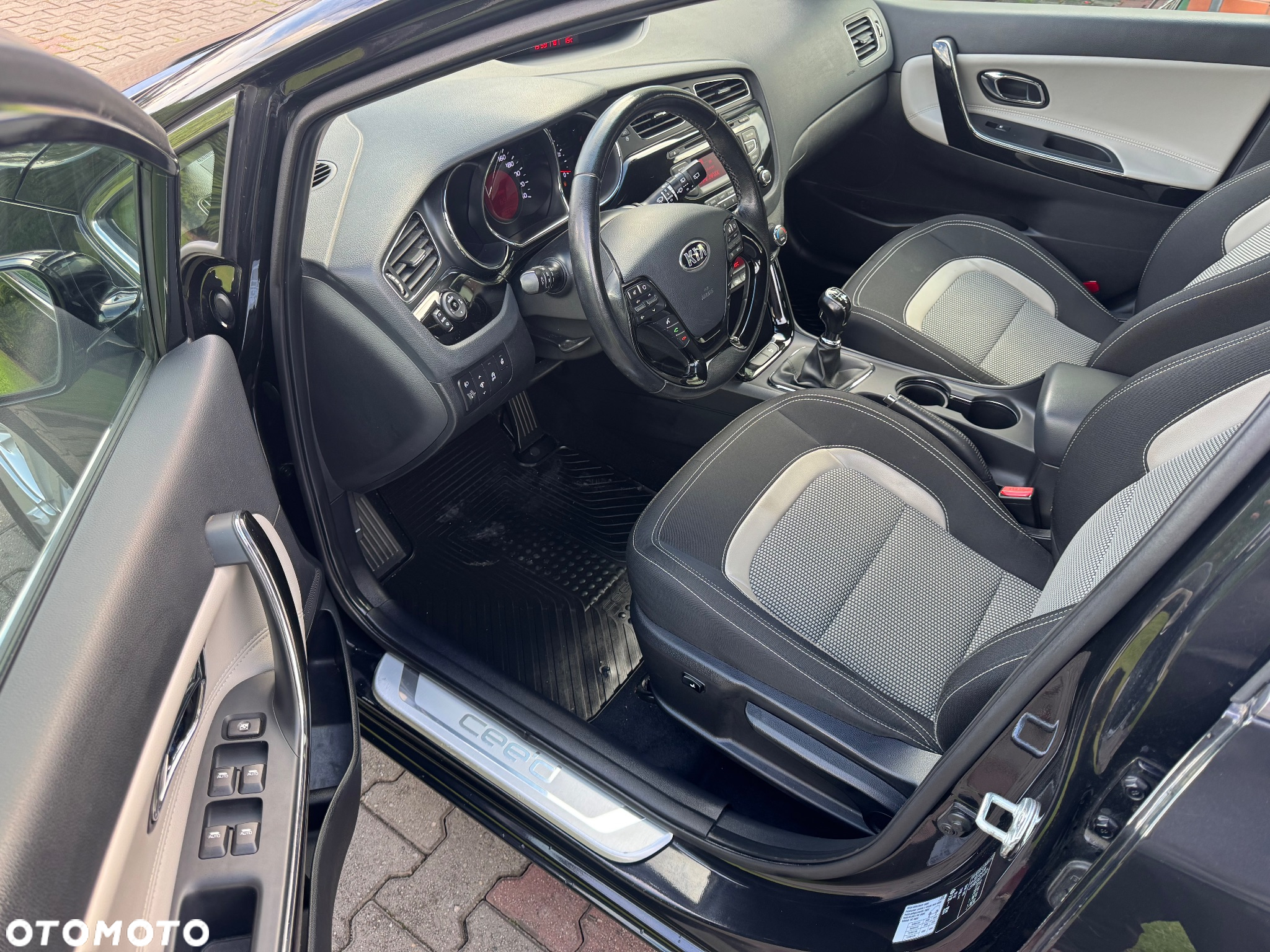 Kia Ceed Cee'd 1.6 GDI XL - 15