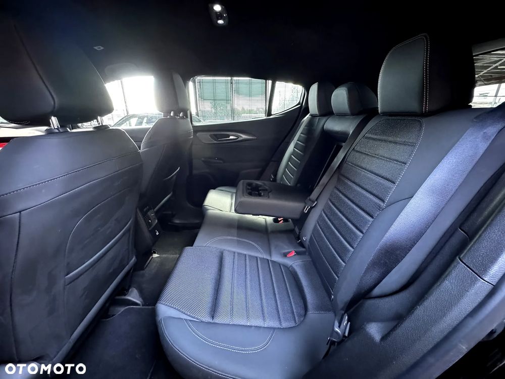 Alfa Romeo Tonale 1.5 T4 GSE mHEV TI DCT - 13
