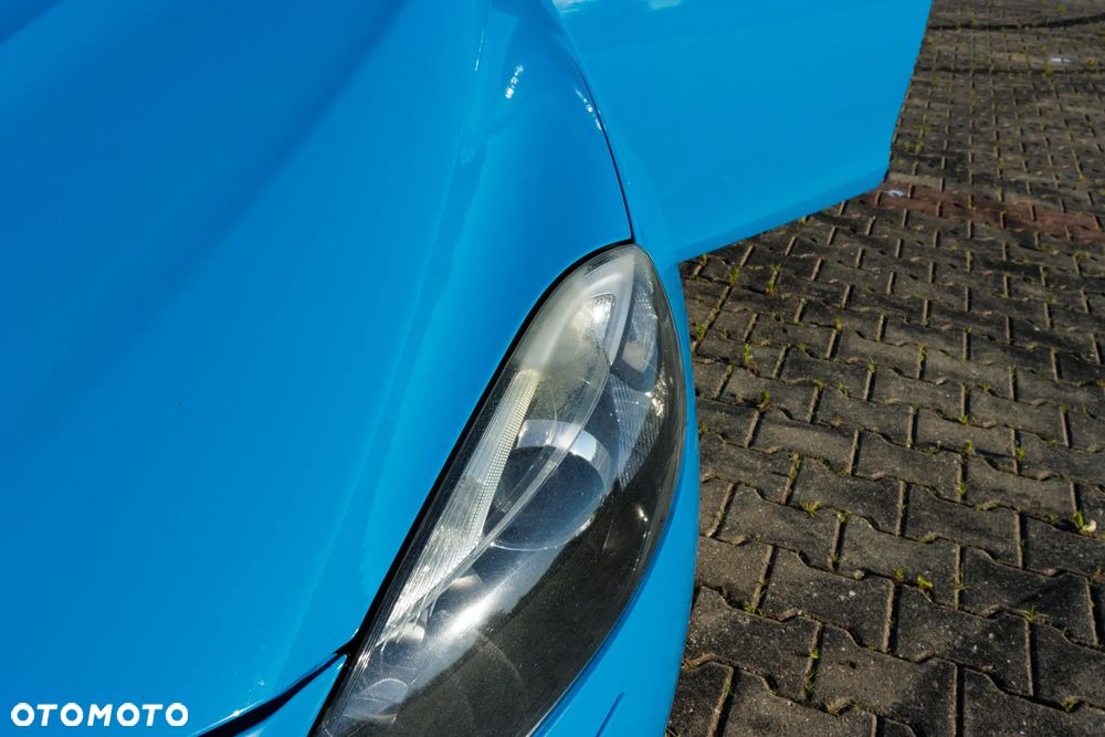 Volvo V40 D3 Kinetic - 19