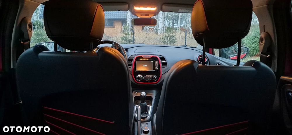 Renault Captur 0.9 Energy TCe Helly Hansen - 11