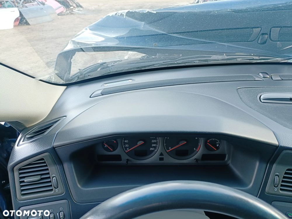 VOLVO S60 I 00-10 2002 r. deska rozdzielcza konsola + pasy lewy i prawy przód + moduł + AIRBAG  * - 2