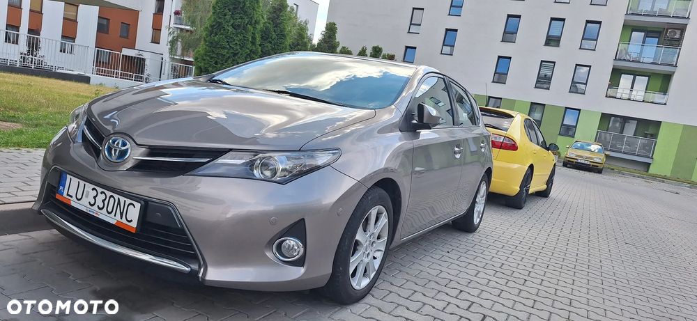 Toyota Auris 1.8 Executive - 6