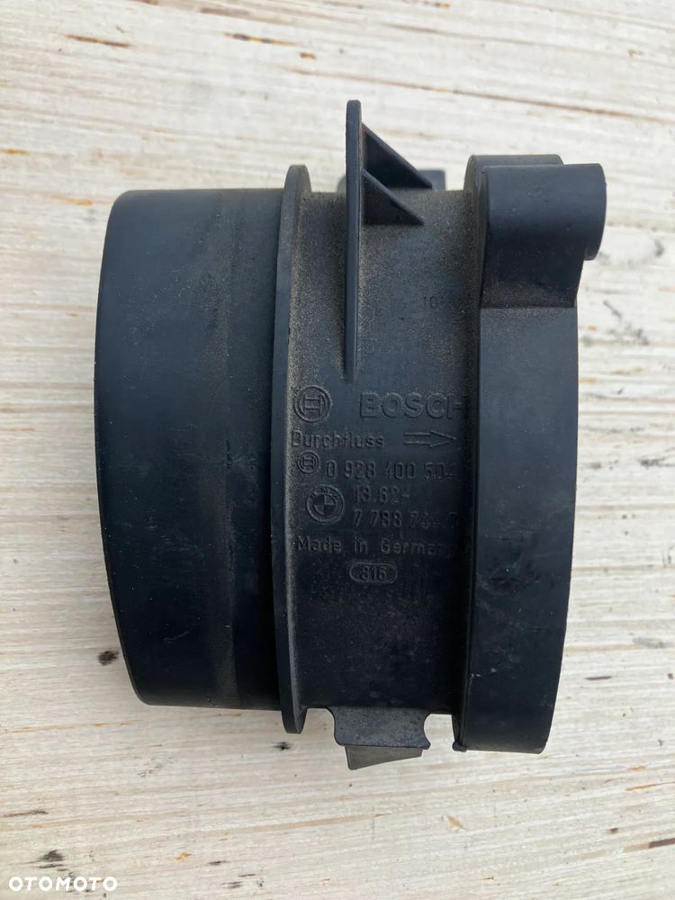 PRZEPŁYWOMIERZ BMW E60 E90 E70 M57N2 3.0D 2.5D M57 PRZEPŁYWKA 7788744 0928400504 - 4