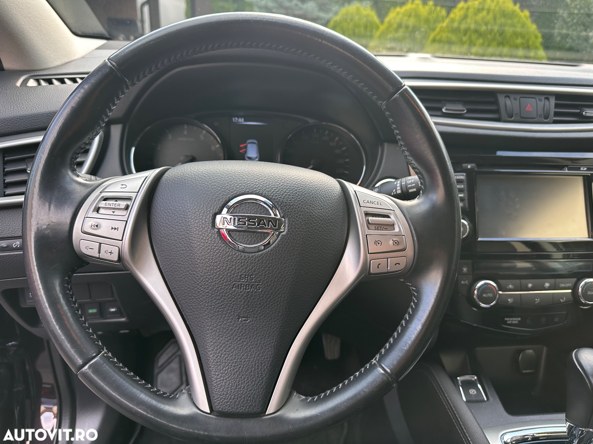 Nissan Qashqai 1.2 DIG-T Start/Stop X-TRONIC Tekna - 12