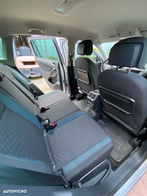 Volkswagen Tiguan 2.0 TDI SCR DSG IQ.DRIVE - 9