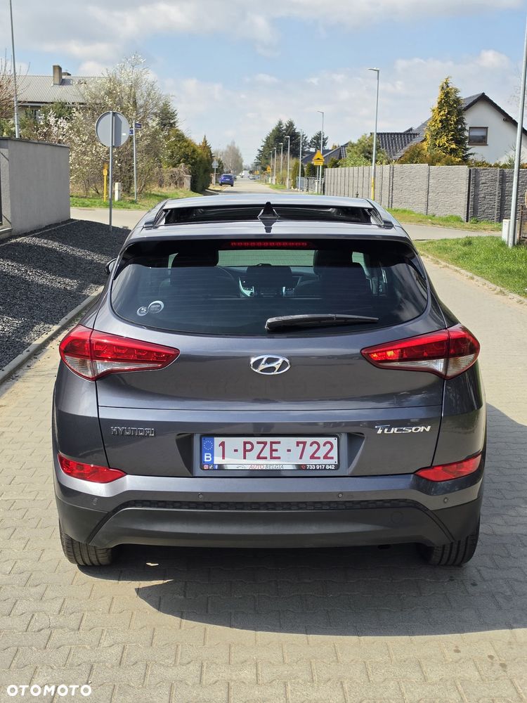Hyundai Tucson 1.7 CRDI BlueDrive Style 2WD - 13