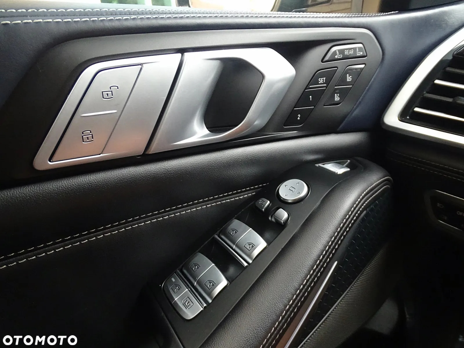BMW X7 M50d sport - 31