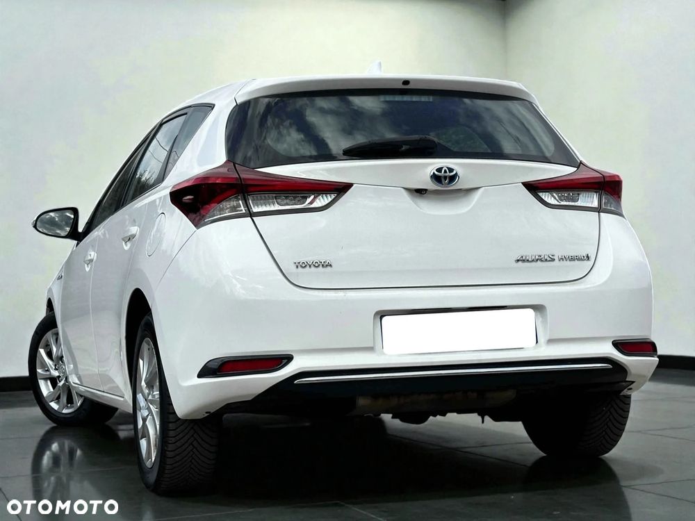 Toyota Auris 1.8 VVT-i Automatik Free Style - 12