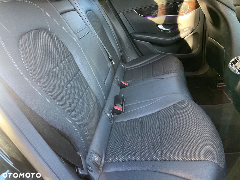 Mercedes-Benz GLC 300 d 4Matic 9G-TRONIC - 20