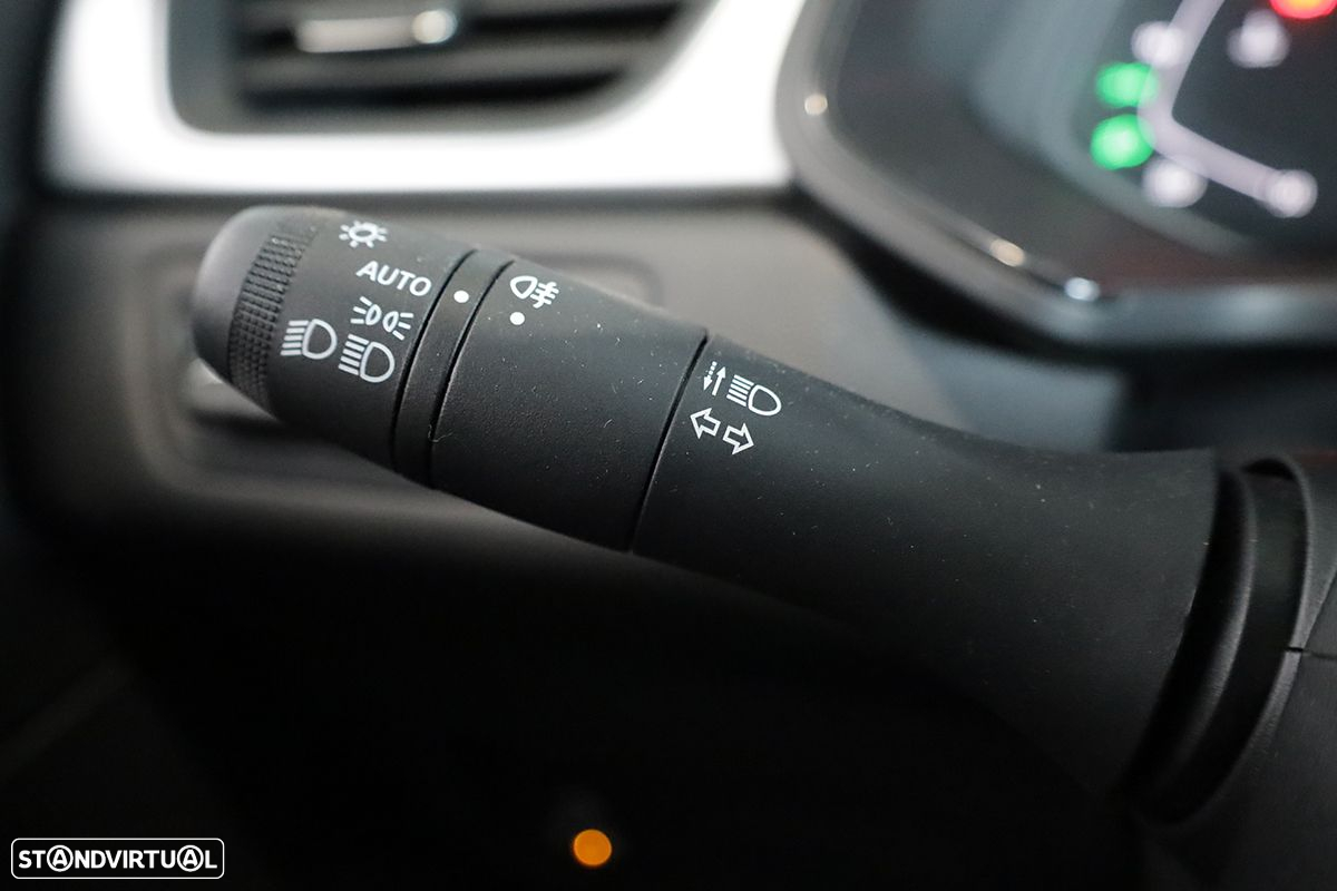 Renault Captur 1.0 TCe Techno Bi-Fuel - 17
