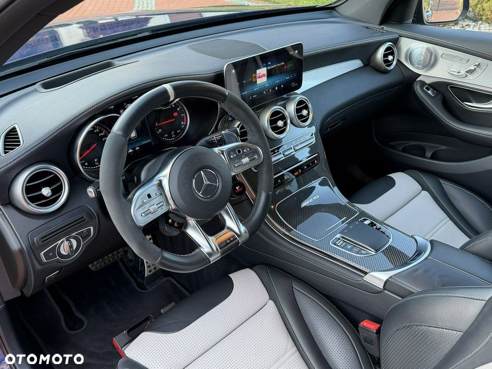 Mercedes-Benz GLC - 23