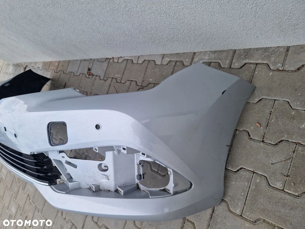 Zderzak Toyota Auris II lift 2015 - na pdc - 7