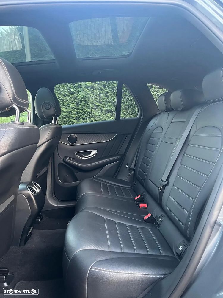 Mercedes-Benz GLC 350 e 4Matic 7G-TRONIC AMG Line - 20