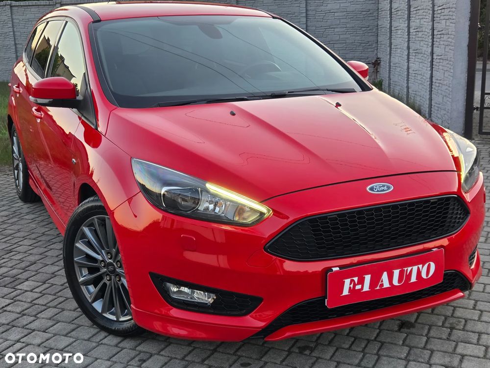 Ford Focus 1.0 EcoBoost Start-Stopp-System ST-LINE DESIGN - 32