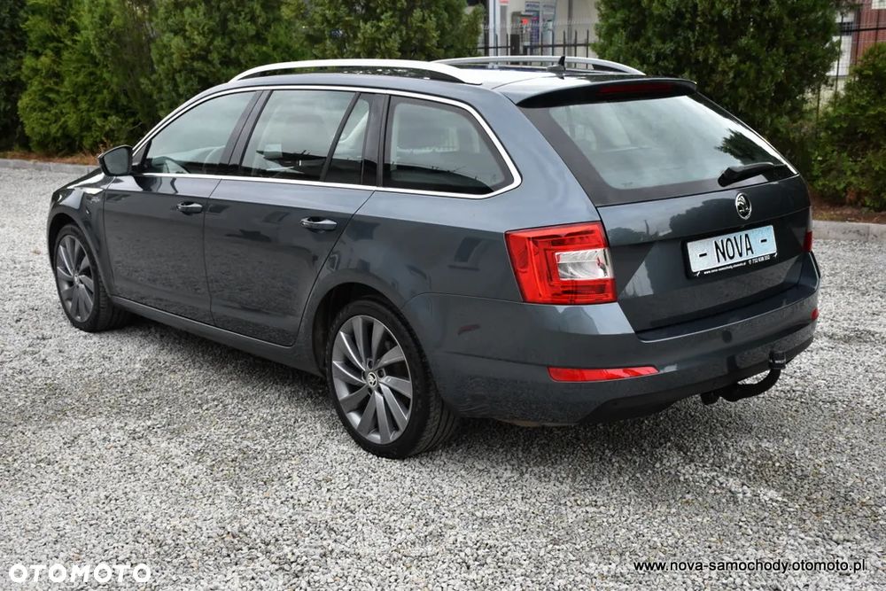 Skoda Octavia 2.0 TDI 4x4 L&K DSG - 14