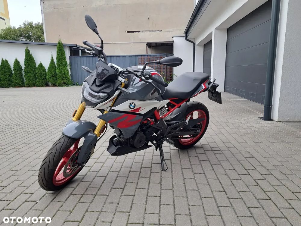 BMW G - 1