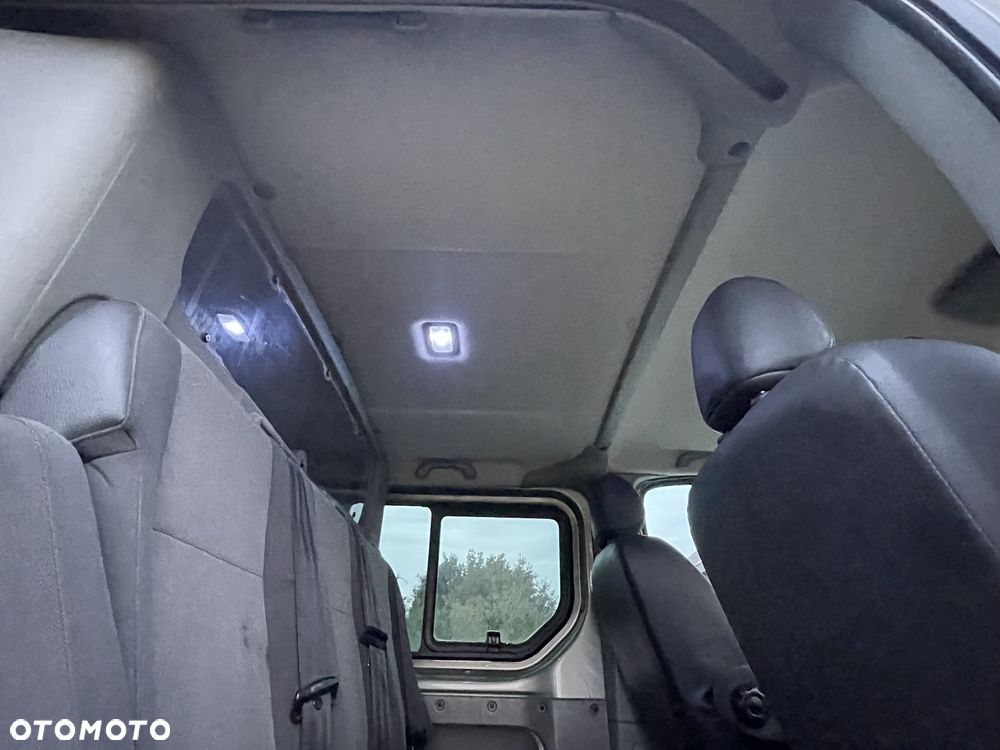 Renault Trafic - 21