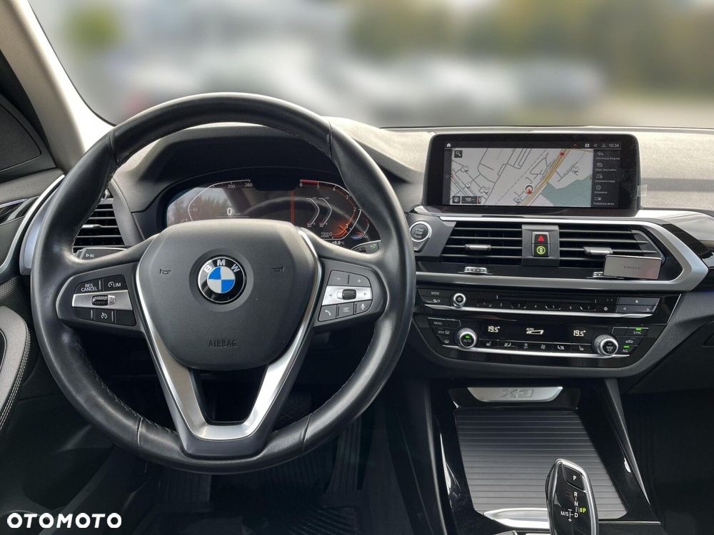 BMW X3 xDrive20d xLine - 14