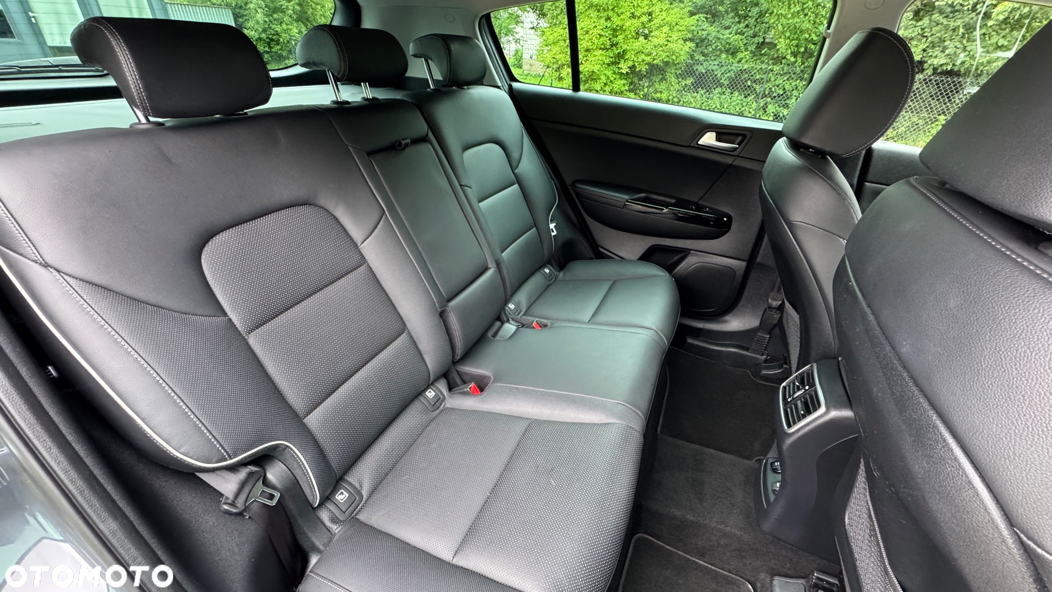 Kia Sportage 1.6 GDI Black Edition 2WD - 26