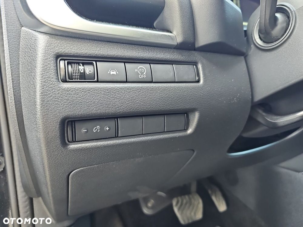 Nissan Qashqai 1.3 DIG-T mHEV 4x4 N-Connecta Xtronic - 19