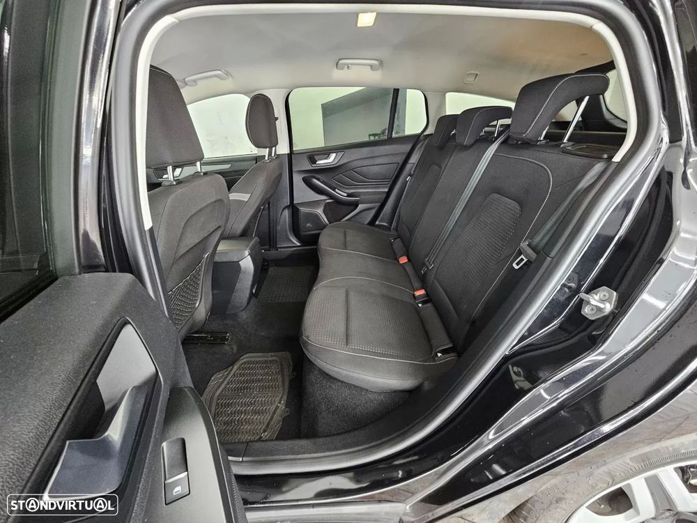 Ford Focus SW 1.0 EcoBoost Connected - 36