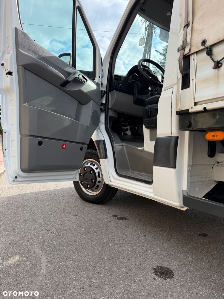 Mercedes-Benz Sprinter - 20