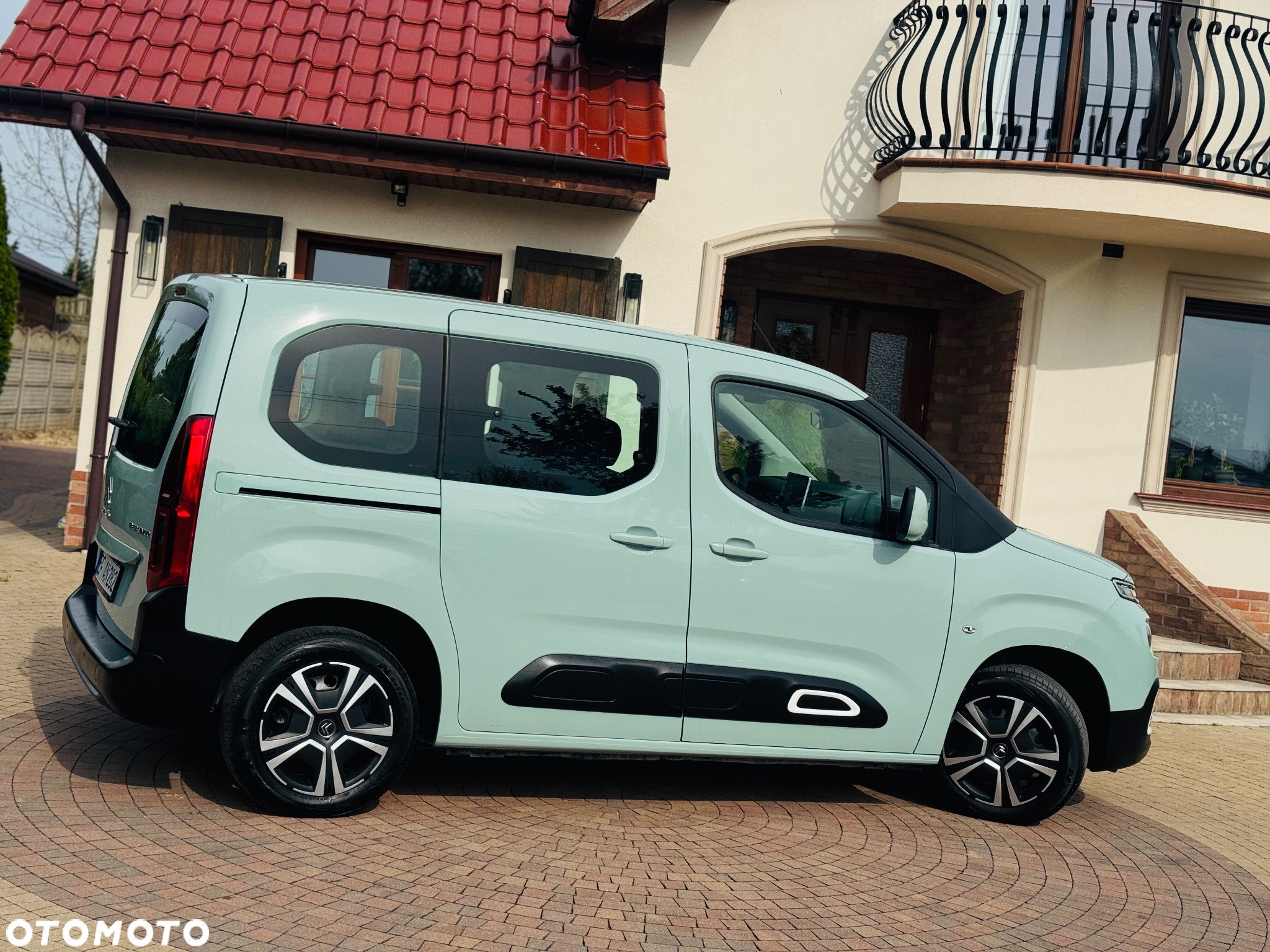 Citroën Berlingo M BlueHDi 130 SHINE - 26