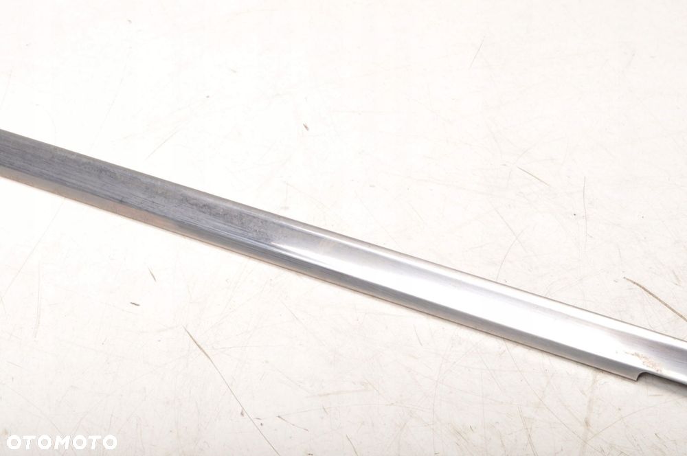 FORD GRANADA I GXL LISTWA DRZWI PRAWY TYŁ TYLNE 73R - 2