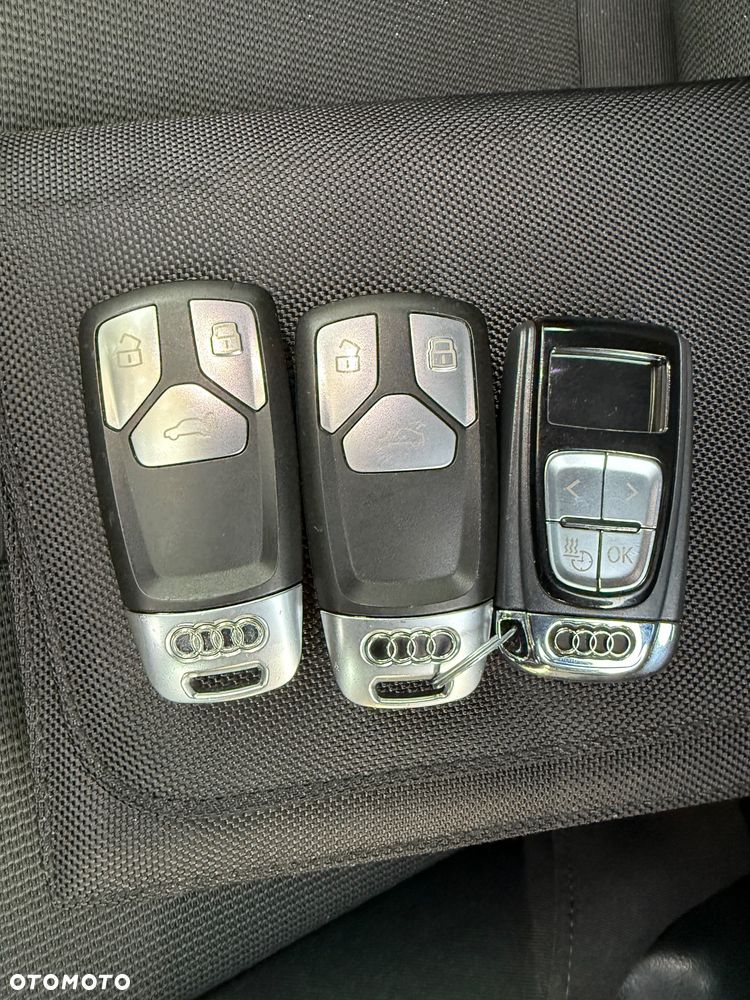 Audi A4 Allroad - 12