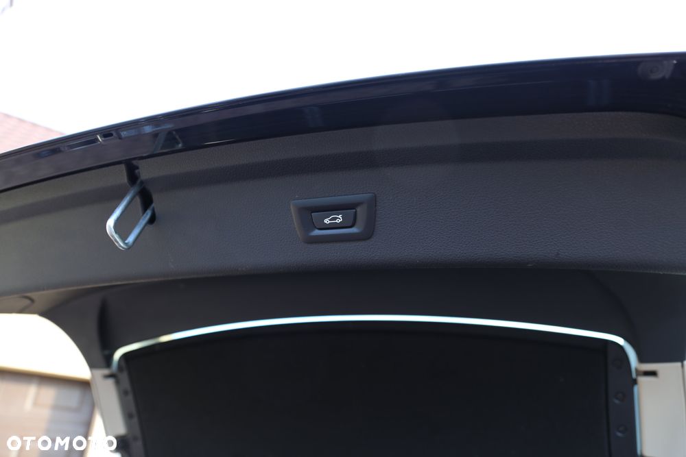 BMW Seria 3 318d Advantage - 11
