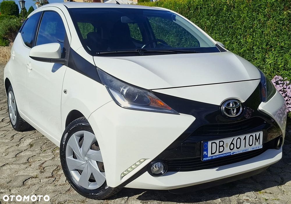 Toyota Aygo x-play touch