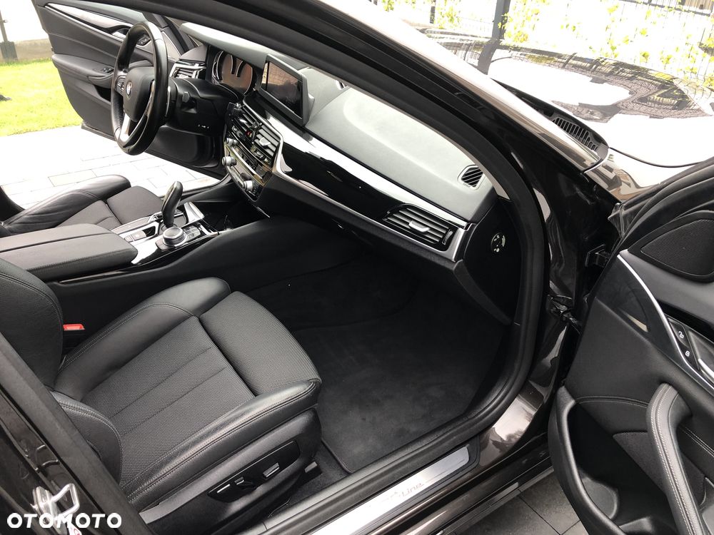 BMW Seria 5 520d Sport Line sport - 15