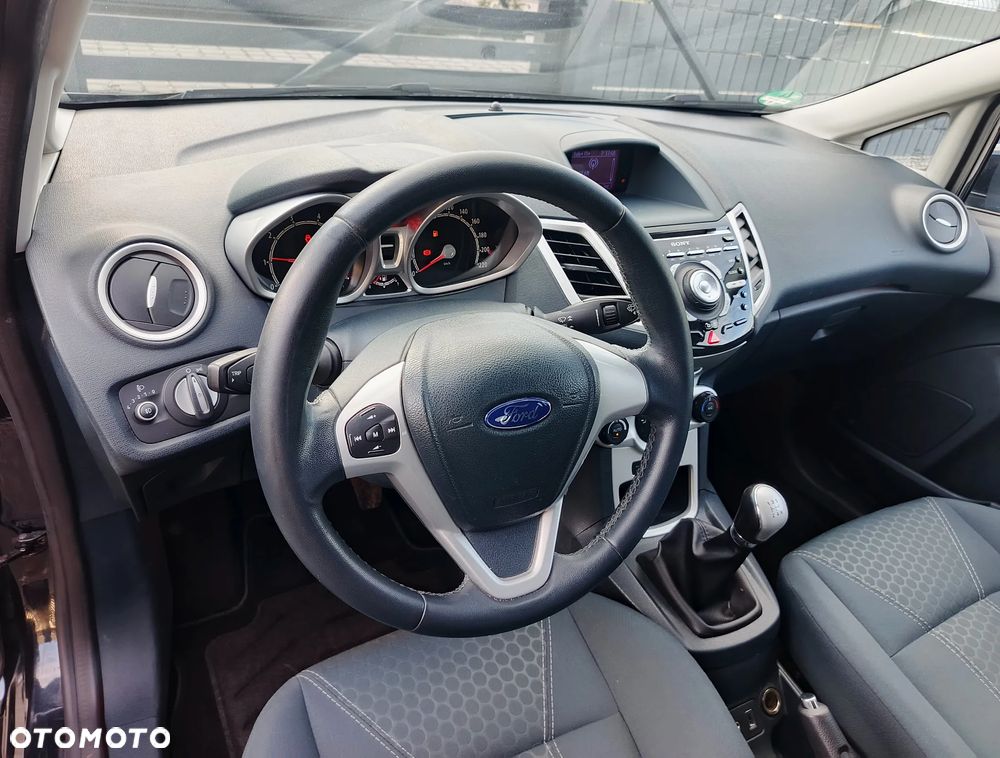 Ford Fiesta 1.4 Titanium - 26