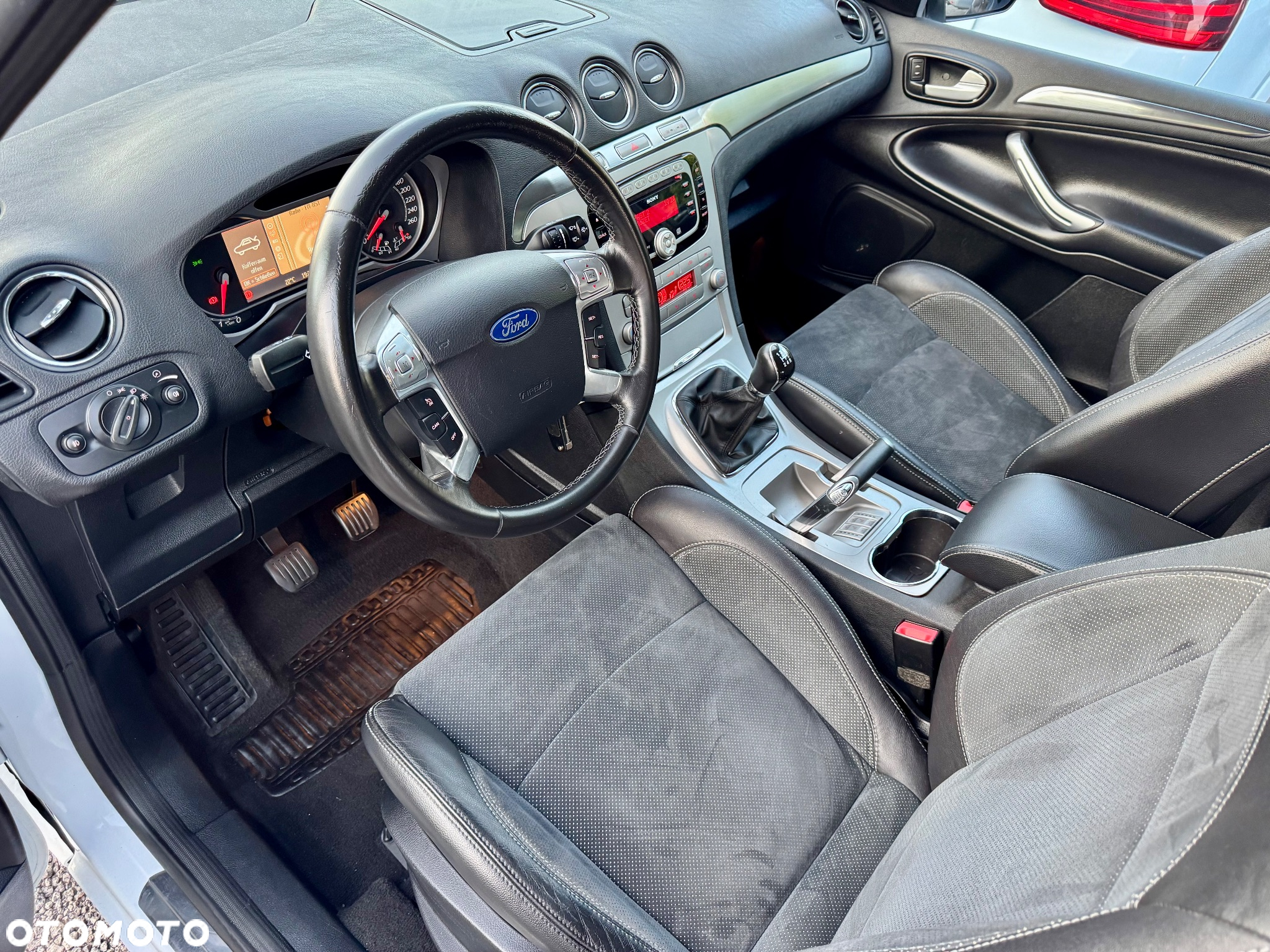 Ford S-Max 2.0 FF Titanium - 12