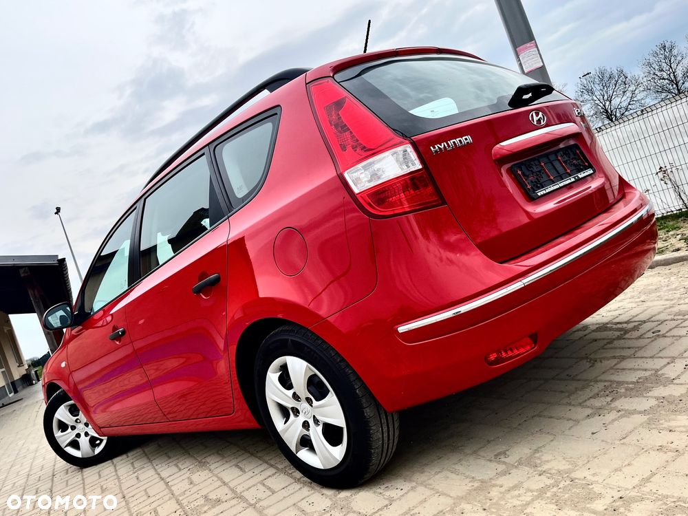 Hyundai i30 1.4 FIFA WM Edition - 4