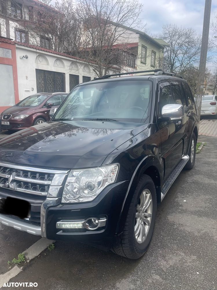 Mitsubishi Pajero LWB 3.2 DI-D Instyle A70 - 3