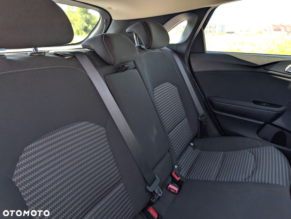 Kia Ceed 1.5 T-GDI M DCT - 24