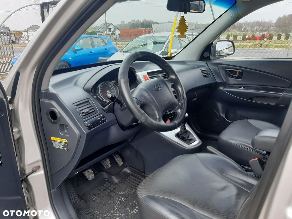 Hyundai Tucson 2.0 CRDi VGT 2WD GLS - 16