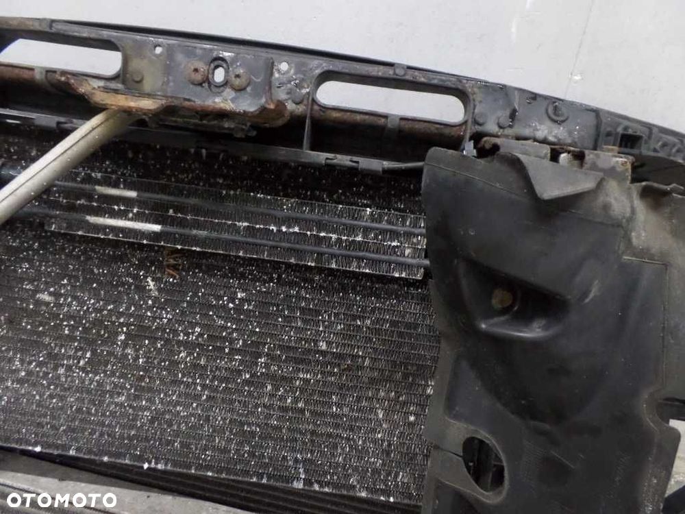 BMW X3 E83 2.0 D LIFT WZMOCNIENIE CHLODNICE PAS BELKA 06-10 3419945 64006735 - 6
