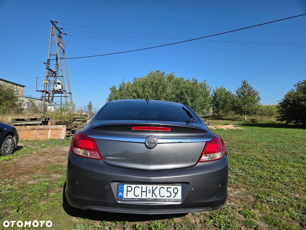 Opel Insignia - 11