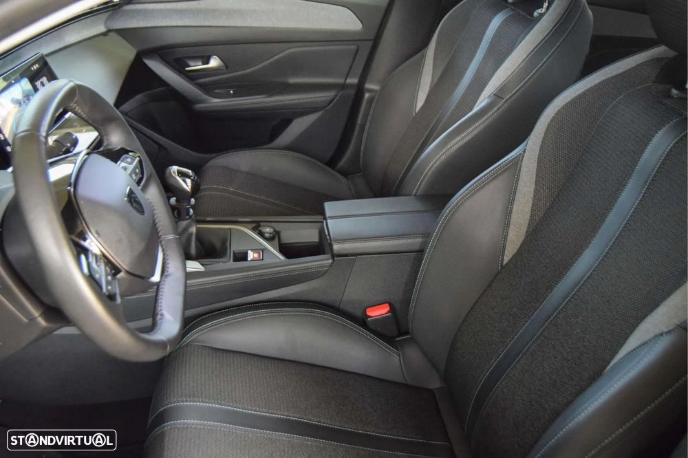 Peugeot 308 1.2 PureTech Allure - 7